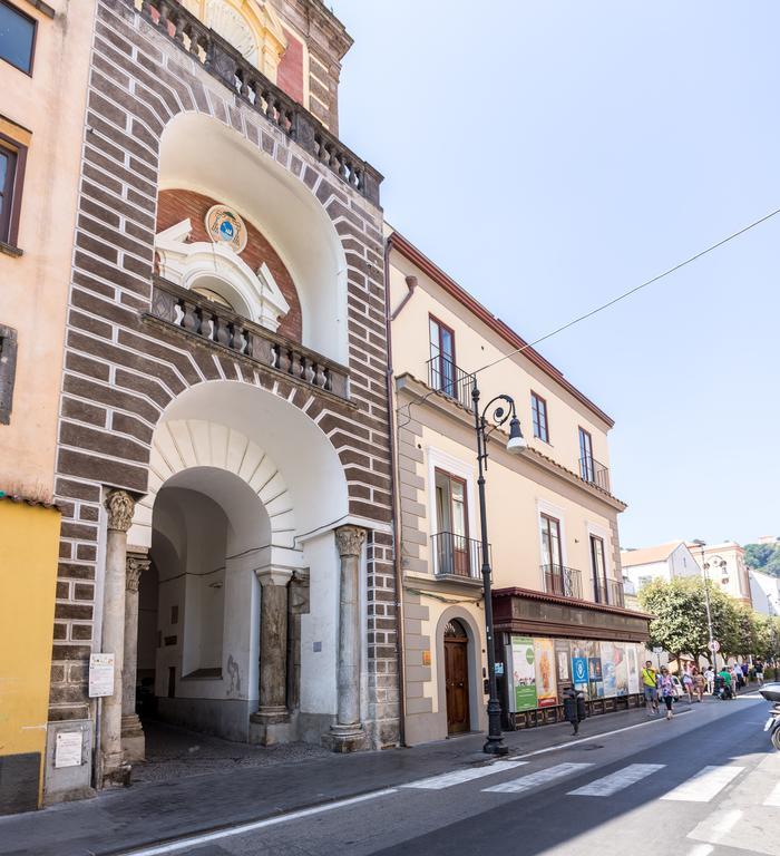 Hotel Residenza Il Campanile Sorrent Exterior foto